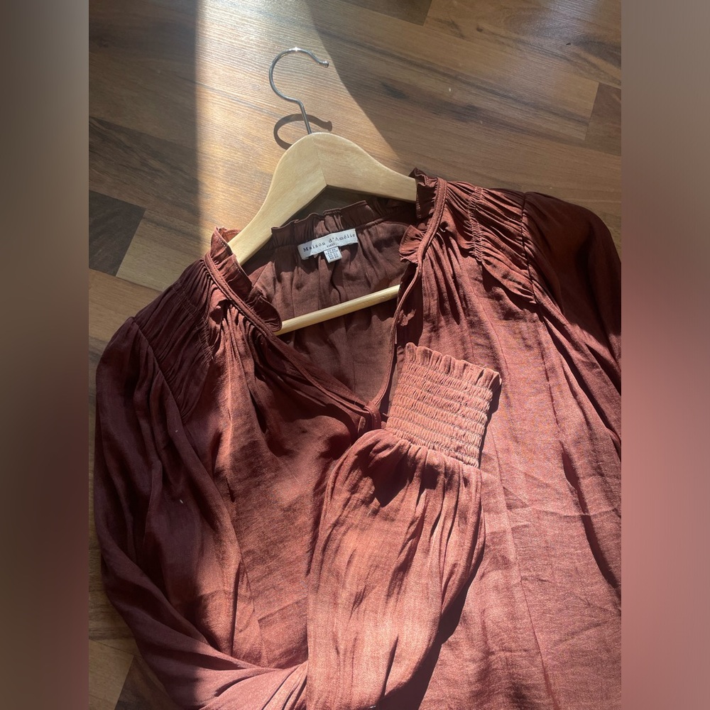 Elegant Women's Light Brown Top